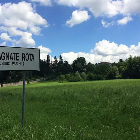 B&B Il Portico Del Conte Bed & Breakfast