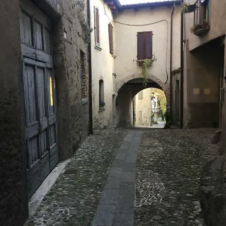 B&B Il Portico Del Conte Bosisio Parini